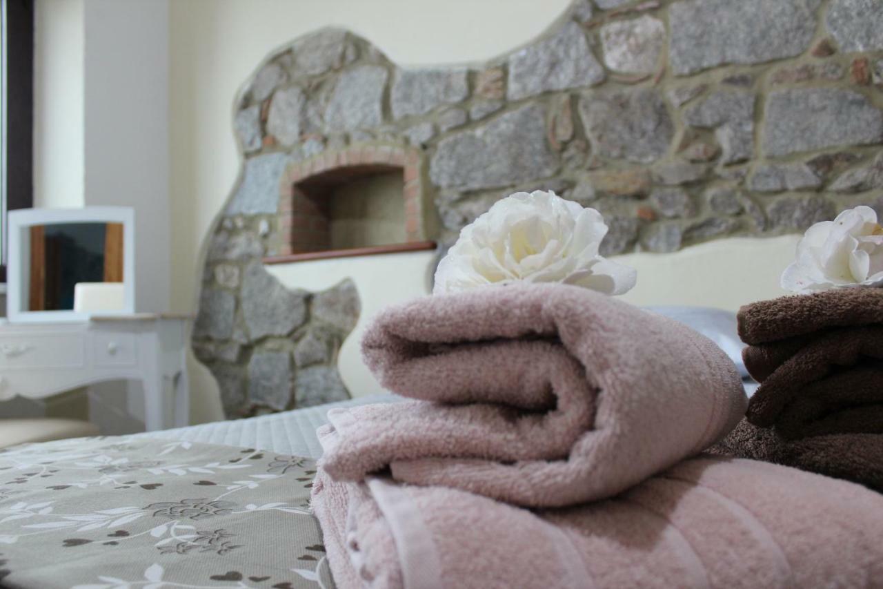 B&B Il Portico Orgosolo Bagian luar foto