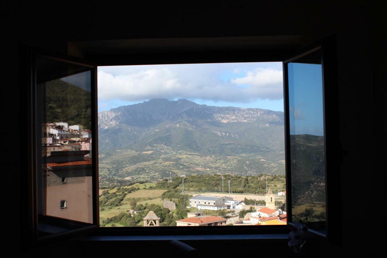 B&B Il Portico Orgosolo Bagian luar foto